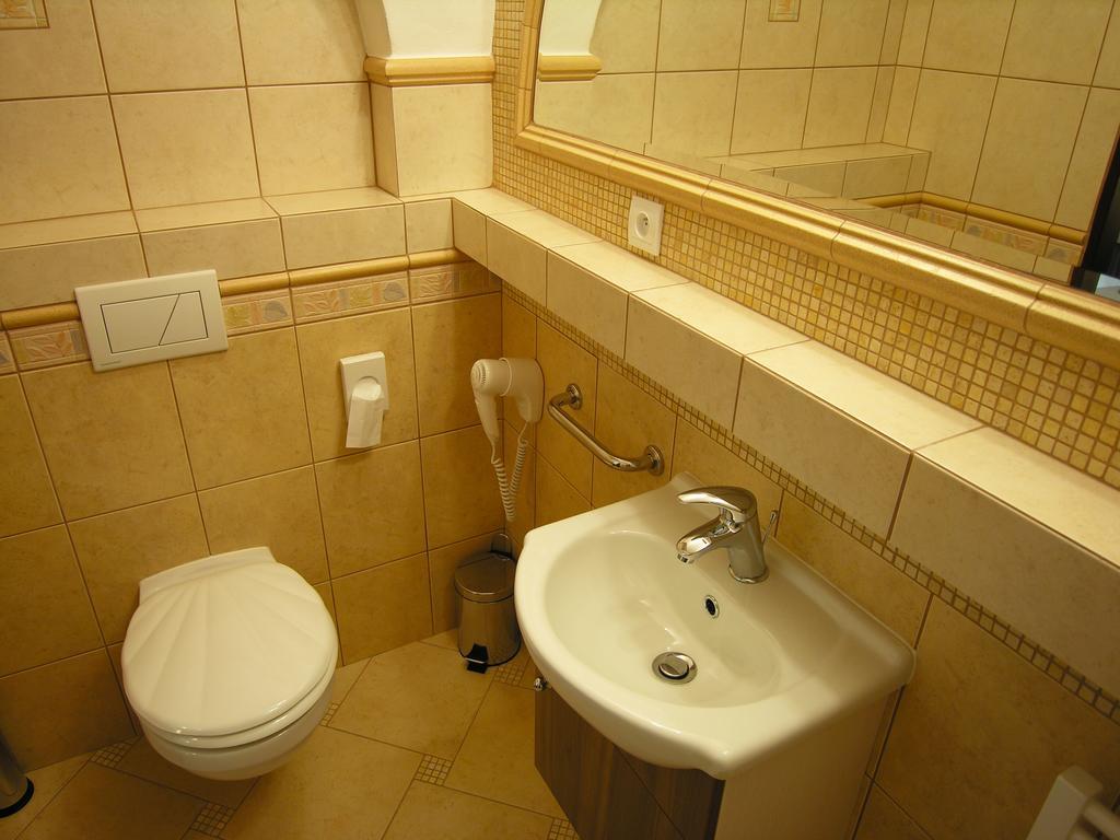 Penzion Kulisek Znojmo Kamer foto