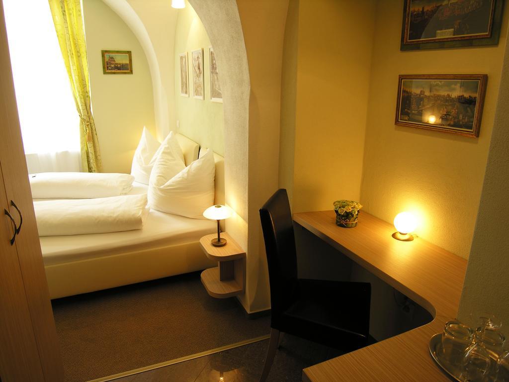 Penzion Kulisek Znojmo Kamer foto