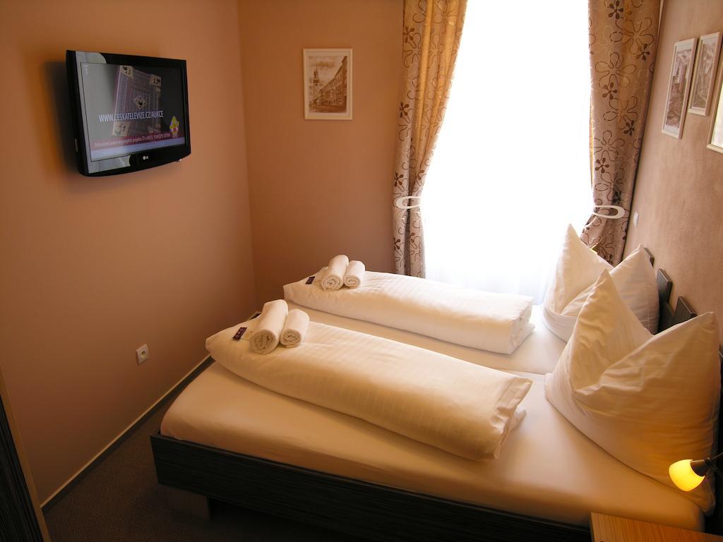 Penzion Kulisek Znojmo Kamer foto