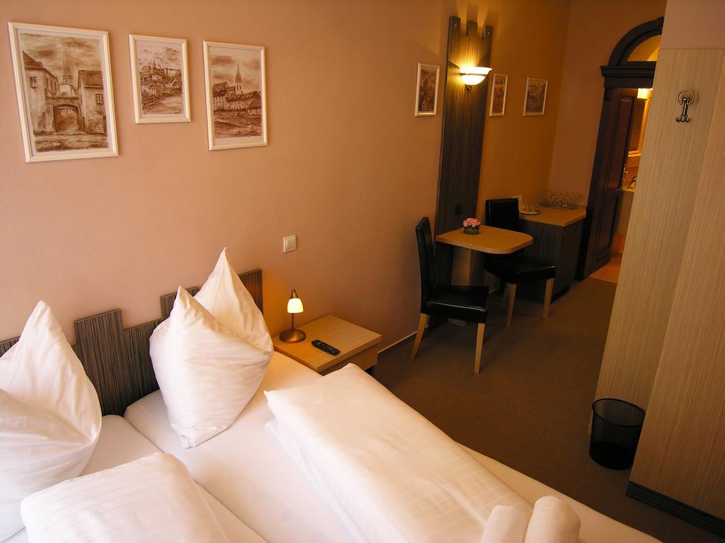 Penzion Kulisek Znojmo Kamer foto