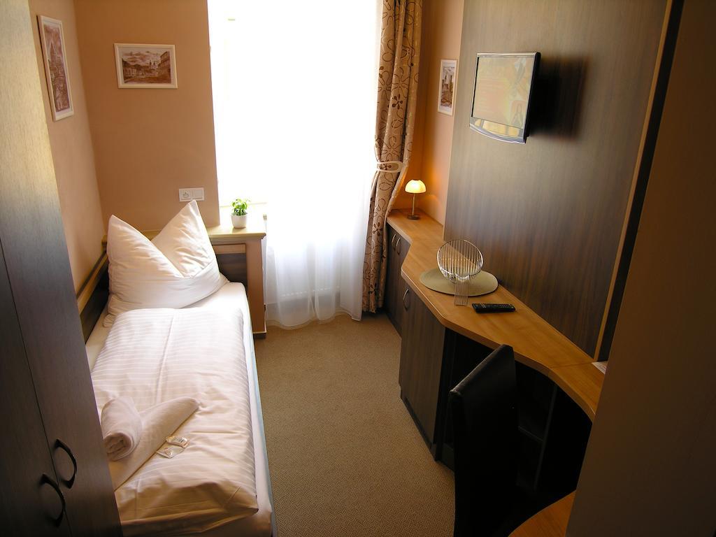 Penzion Kulisek Znojmo Kamer foto